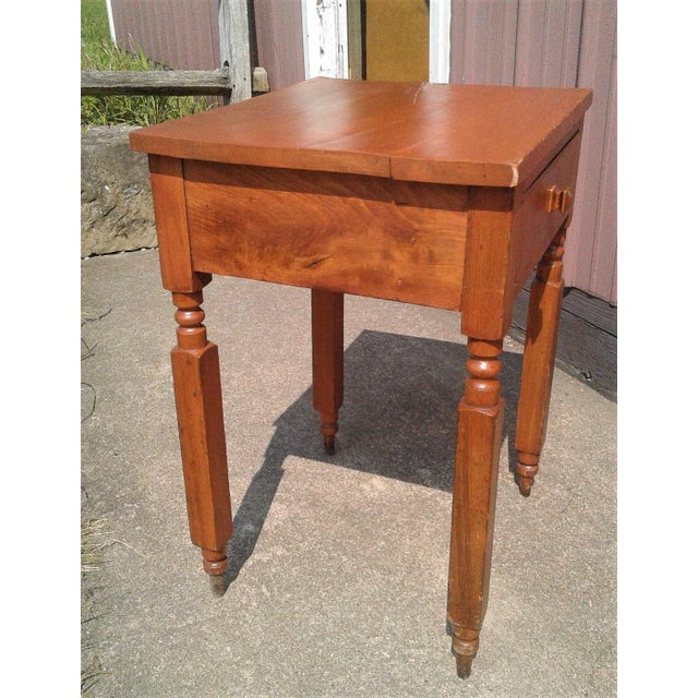 Wood Antique 1860s American Cherry Wood One Drawer Stand Nightstand Side Table For Sale - Image 7 of 12