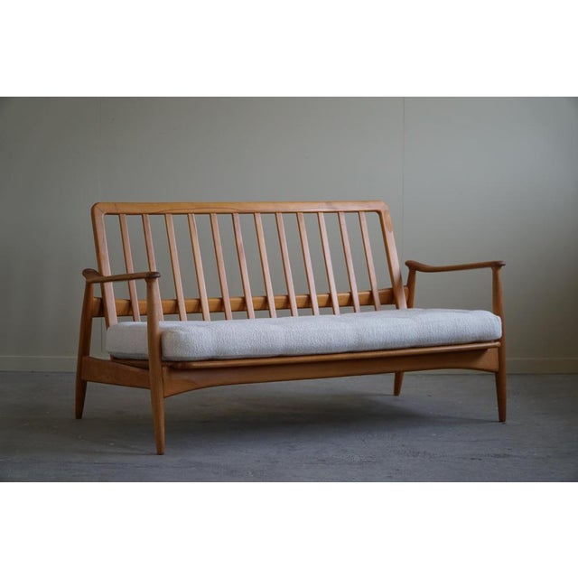 2-Seater Sofa Model Fd 161 in Bouklé attributed to Arne Vodder, 1960s For Sale - Image 15 of 18