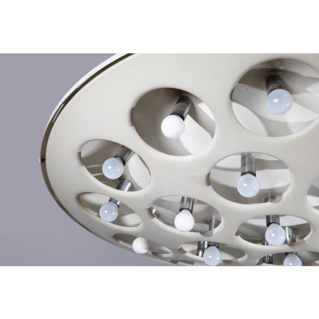 Ivory Large Vintage Model CP3529 Chandelier in White Lacquered Aluminum from Stilnovo, Italy, 1960s For Sale - Image 8 of 10