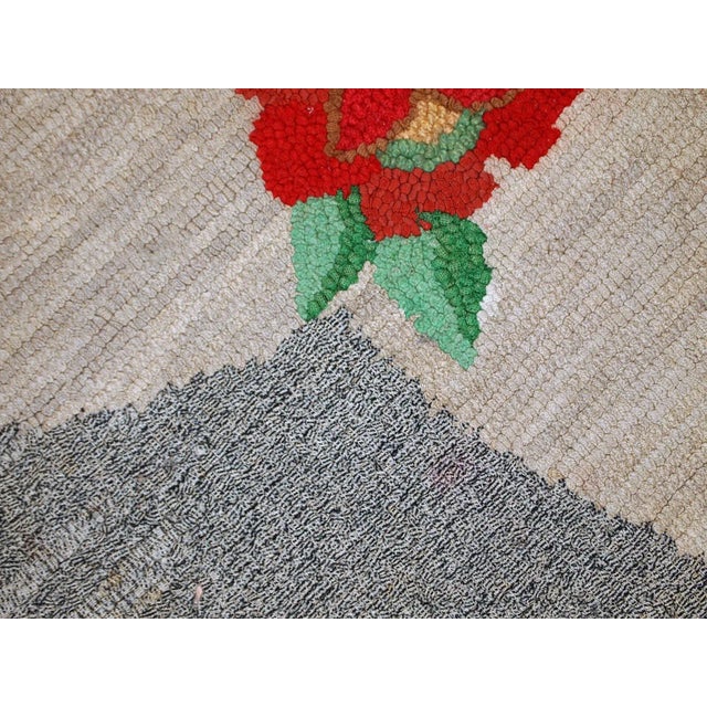 1920s Handmade Antique American Hooked Rug 2.5' X 4.5' For Sale - Image 9 of 10