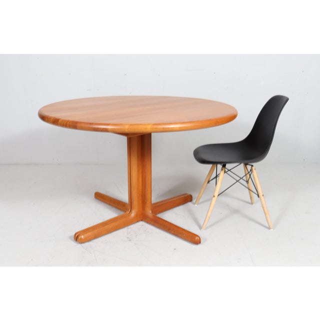Mid-Century Modern Mid-Century Modern Extendable Dining Table in Teak from Langeskov Möbelfabrik, 1970s For Sale - Image 3 of 18