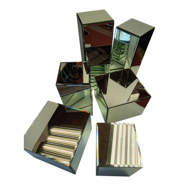 Mid-Century Modern Vintage Mirrored Cubes and Pedestal Towers - Set of 2 For Sale - Image 3 of 4