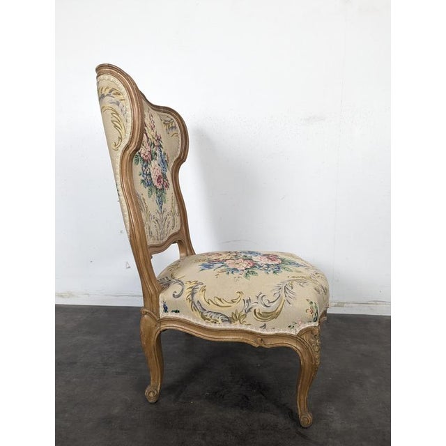 Louis XV Style Longue Chair in Wood with Floral Tapestry For Sale - Image 6 of 9