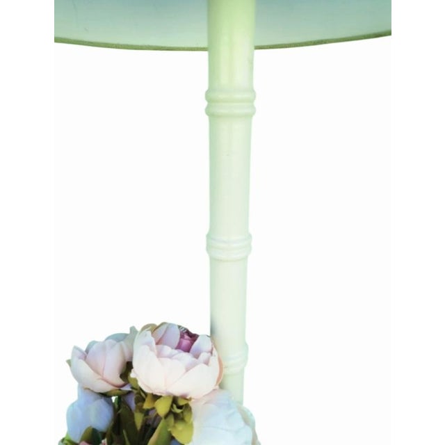 Traditional Vintage Off White Faux Bamboo Tall Regency Table Floor Lamp Combo For Sale - Image 3 of 7