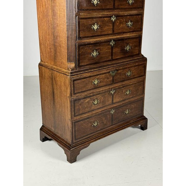 English Tallboy in Oak, 1800s For Sale - Image 15 of 18