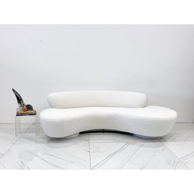 White Vladimir Kagan Serpentine Cloud Sofa for Directional in Heavy Ivory Boucle For Sale - Image 8 of 12