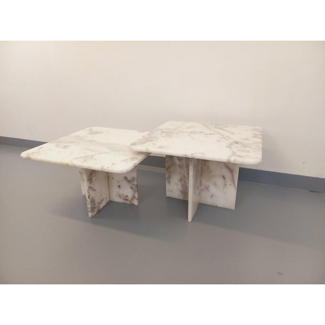 Vintage Nesting Tables in White Marble, 1970s, Set of 2 For Sale - Image 9 of 18