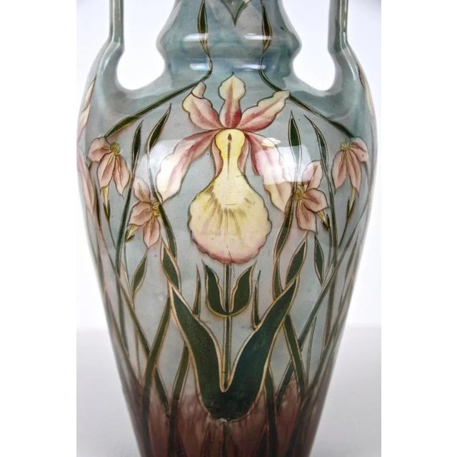 Art Nouveau Majolica Vase by Gerbing & Stephan, Bohemia, 1910s For Sale - Image 3 of 13
