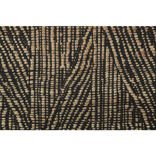 Contemporary Contemporary Geometric Jute Chevron Gift-Sized Rug by Rug & Kilim, India For Sale - Image 3 of 4