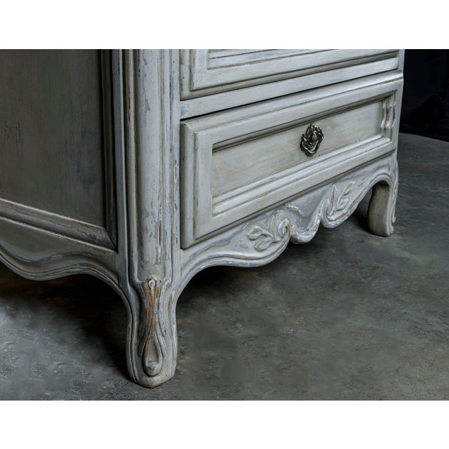 Wood 1966 Drexel French Provincial Ivory Painted Wood Nightstands (Pair) For Sale - Image 7 of 11