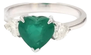 Natural 1.83 cts emerald & 0.46 cts diamond ring in 18k gold