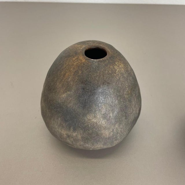 West German Ceramic Studio Vases attributed to Helmut Schäffenacker, 1960s, Set of 2 For Sale - Image 9 of 18