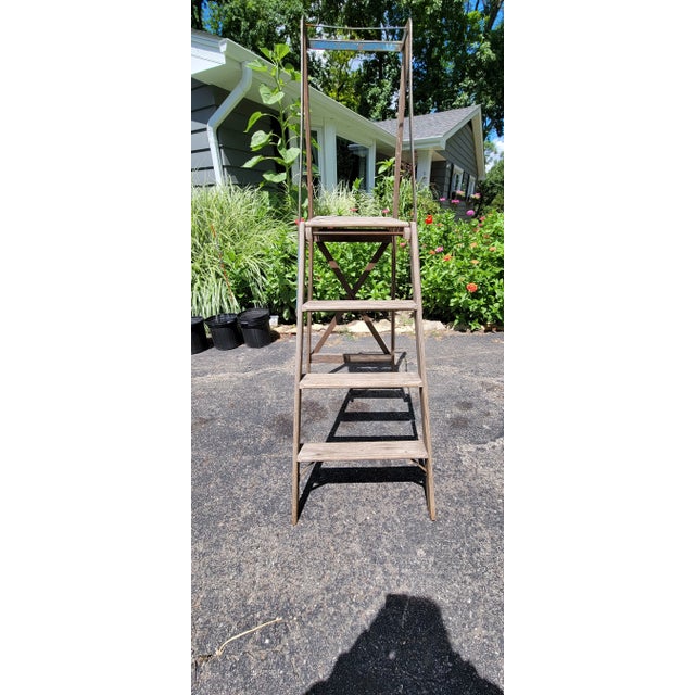Early 20th Century Vintage Ladder With Platform, Goshen Manufacturing Co. For Sale - Image 12 of 12