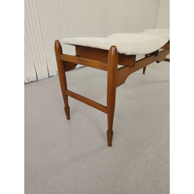 Mid-Century Modern Vintage Brown and White Wooden Bench, 1950 For Sale - Image 3 of 6