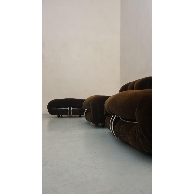 Brown Set of Soriana Chairs and Pouf by Tobia & Afra Scarpa for Cassina, 1969, Set of 3 For Sale - Image 8 of 11