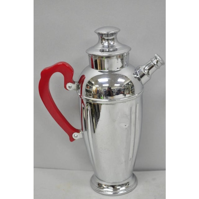 Vintage Art Deco Chrome Cocktail Martini Shaker Red Bakelite Handle by Chromium For Sale - Image 9 of 16