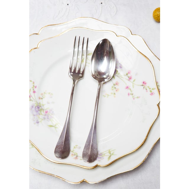 French Cutlery Set in Silver Plated Metal, 1940s, Set of 24 For Sale - Image 3 of 9