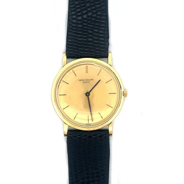 Late 20th Century Patek Philippe Calatrava Men's Watch 32mm 18k Vintage Manual Leather Band For Sale - Image 5 of 9