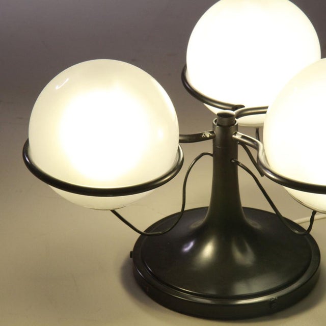 Gino Sarfatti Lamps 2042/3 by Gino Sarfatti for Arteluce, 1960s, Set of 2 For Sale - Image 4 of 10