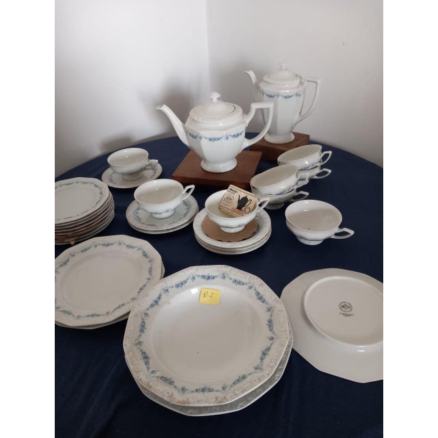 Rosenthal Germany New 1970s Dinner & Tea Set With Blue Garland by Rosenthal - 100 Piece Set For Sale - Image 4 of 14