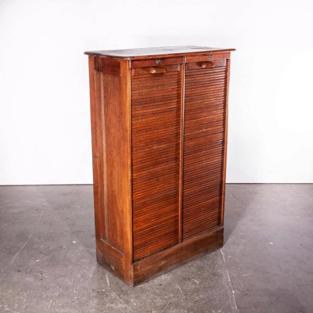 Tambour Fronted Oak Cabinet from Thonet, 1930s For Sale - Image 12 of 13