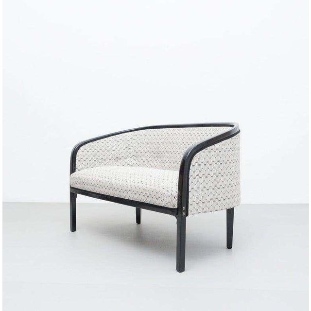20th Century Woden Sofa by Josef Hoffmann for Kohn For Sale - Image 4 of 17