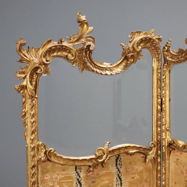 Screen Rococo Style in Carved Wood and Silk For Sale - Image 5 of 11