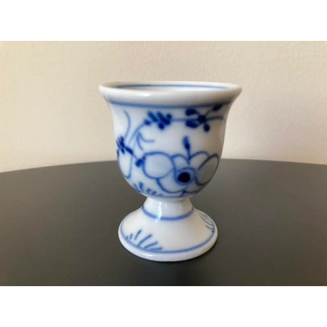 Rustic European Early 20th Century Antique German Blue and White Porcelain Egg Holder Cup For Sale - Image 3 of 12