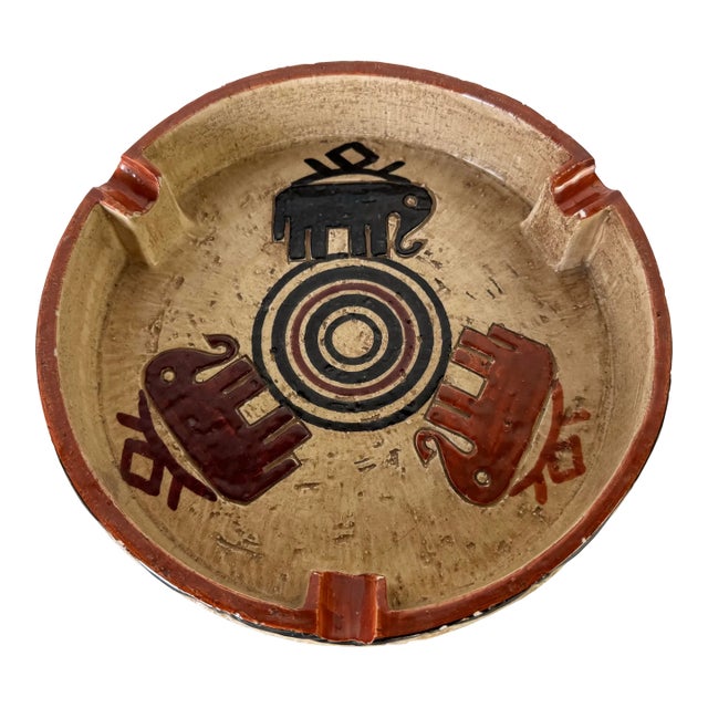 Vintage Italian Mid-Century Bitossi Ceramic Ashtray With Basket Weave Texture and Elephant Motif For Sale