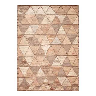 Nazmiyal Collection Contemporary Geometric Rug For Sale