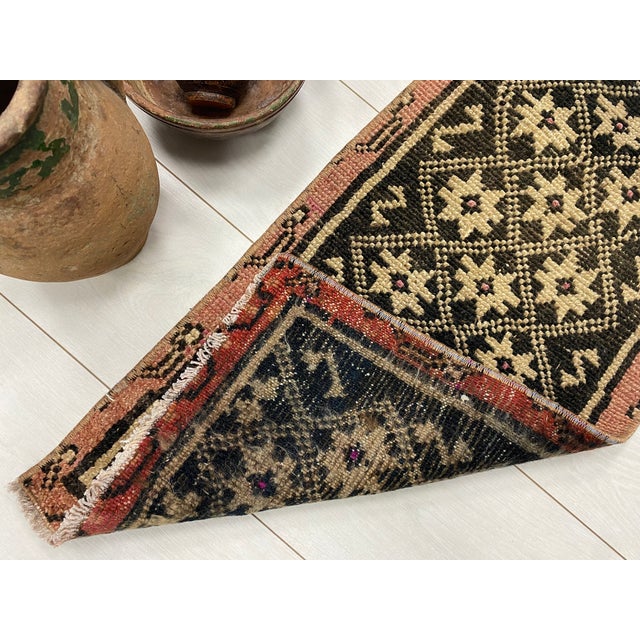 1960s Turkish Wool Small Carpet For Sale - Image 5 of 6
