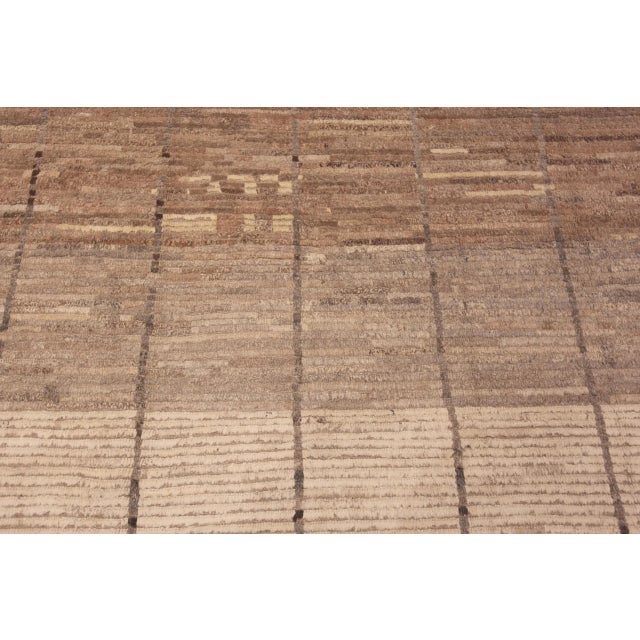 Contemporary Nazmiyal Collection Contemporary Area Area Rug For Sale - Image 3 of 9
