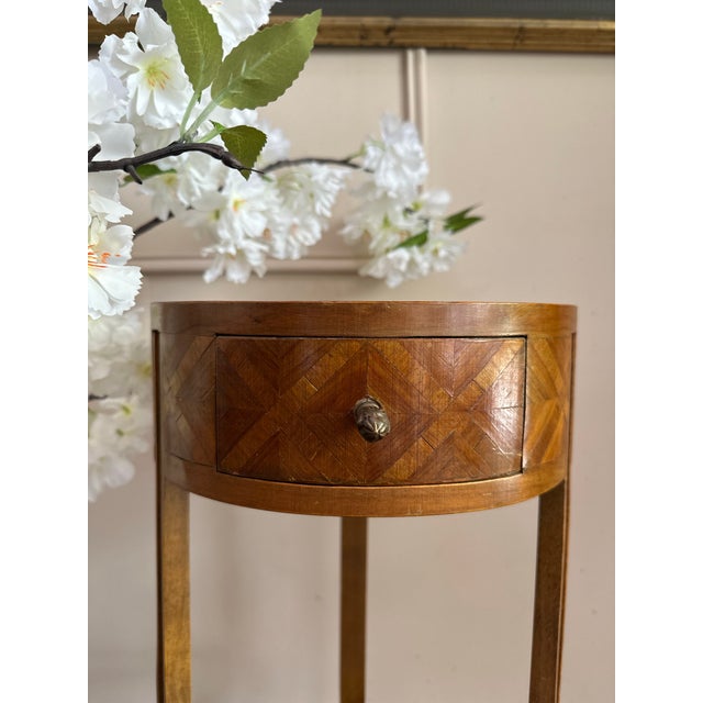 Antique French Inlaid Occasional Table With Leather Top & Single Drawer For Sale - Image 4 of 7