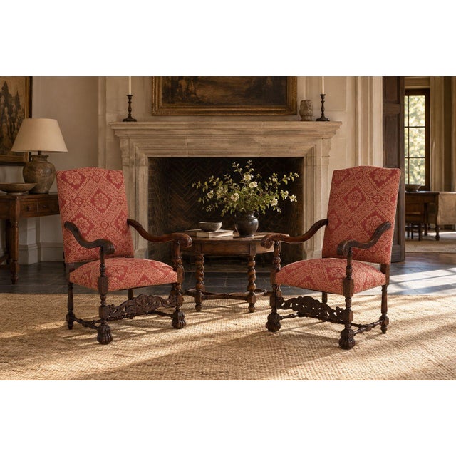 Baroque Style, Large Armchairs, Carved Wood, Red Damask Fabric, England, 1920s A handsome pair of English Baroque style...