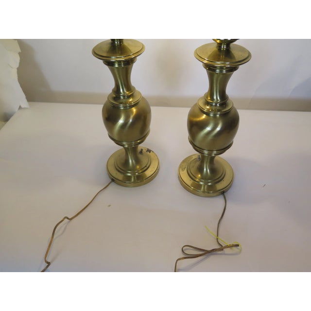 1960s American Classical Brass Lamps With Shades - a Pair For Sale - Image 4 of 6
