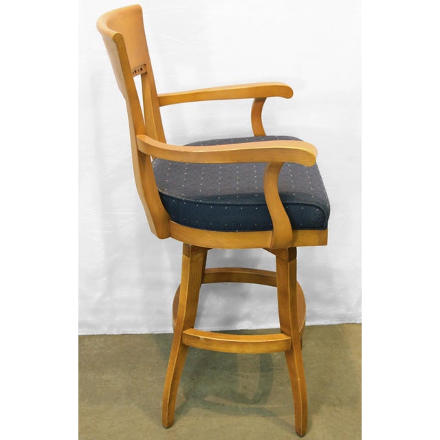 Mid 20th Century Vintage Traditional Maple Swivel Bar Chair For Sale - Image 5 of 6