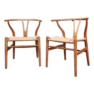 Wishbone Chairs by Hans Wegner for Carl Hansen & Son, 1960s, Set of 2 For Sale