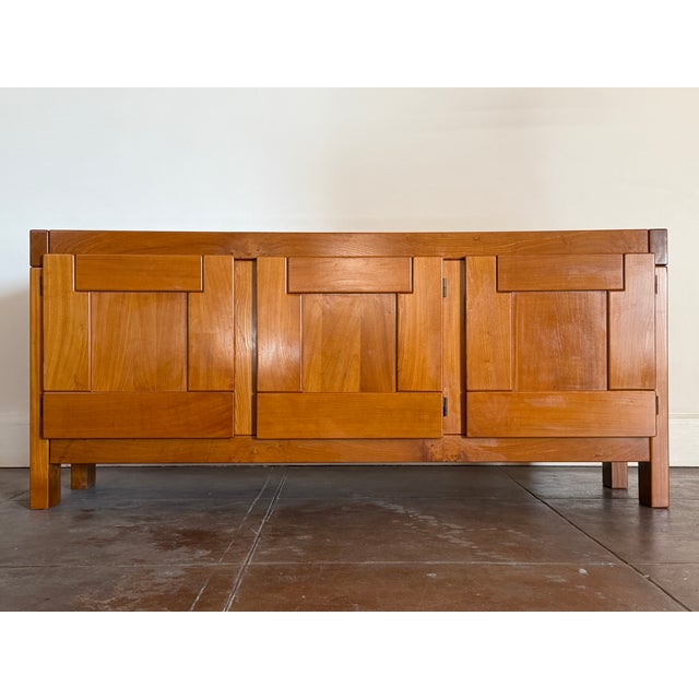 Mid-Century Modern Vintage 1970s French Maison Regain Elm Cabinet, Attributed For Sale - Image 3 of 15
