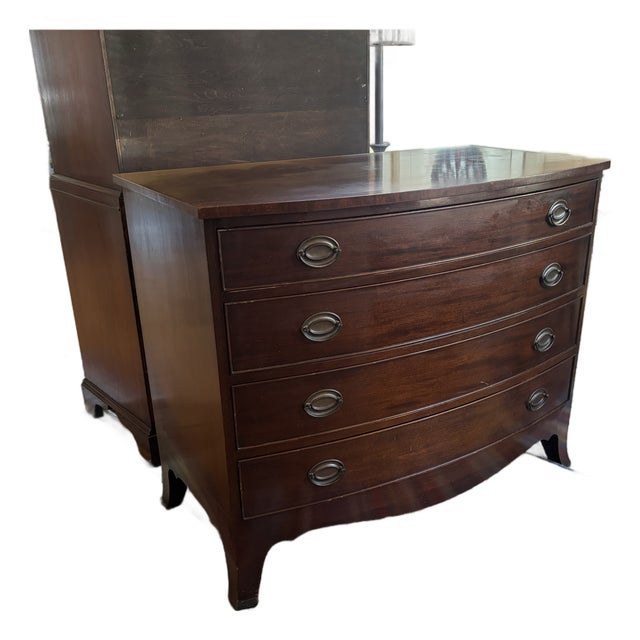 1930s Kittinger Mahogany Bowfront Chest of Drawers For Sale