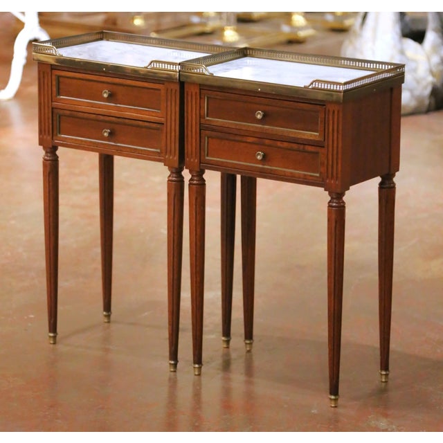 Pair of Vintage French Louis XVI Marble Top Mahogany Two-Drawer Nightstands For Sale In Dallas - Image 6 of 14