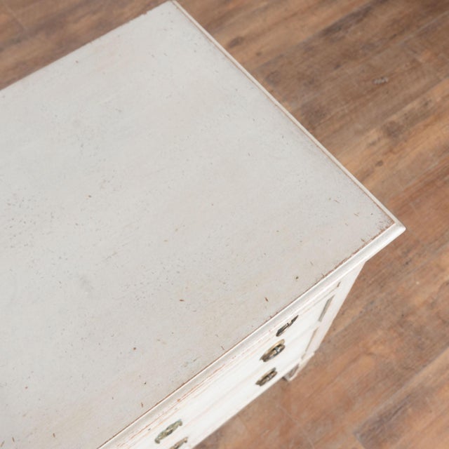 Late 19th Century Swedish White Gustavian Style Small Chest of Three Drawers Nightstand For Sale - Image 6 of 12