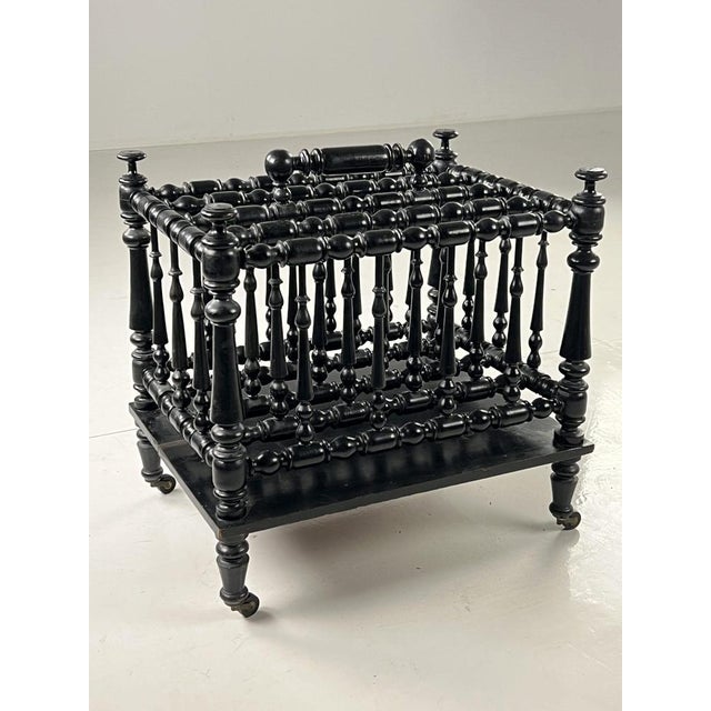 Frans Napoleon 3 Magazine rack on wheels. 19th century. In good condition! Dimensions: 46.5h x 35w x 47h