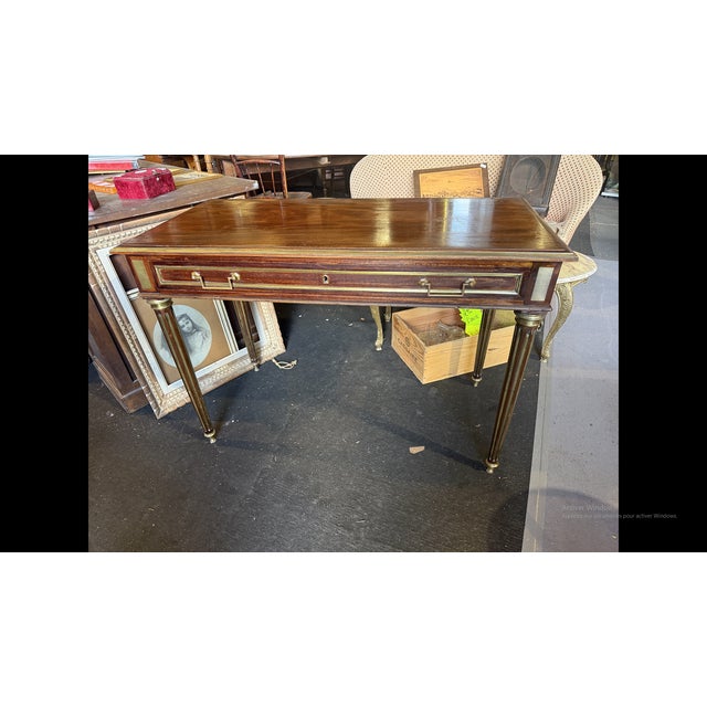 Louis XVI Desk in Walnut For Sale - Image 5 of 5