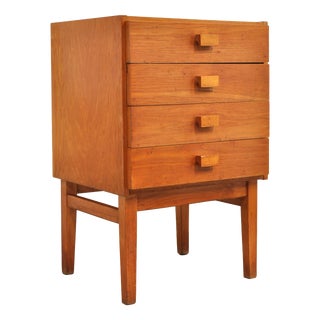 Vintage Chest of Drawers in Oak, 1960s For Sale