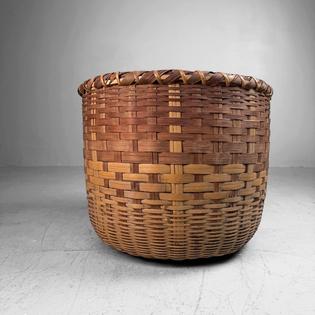 Japanese Bamboo Decorative Interior Basket, 1960s For Sale - Image 12 of 12