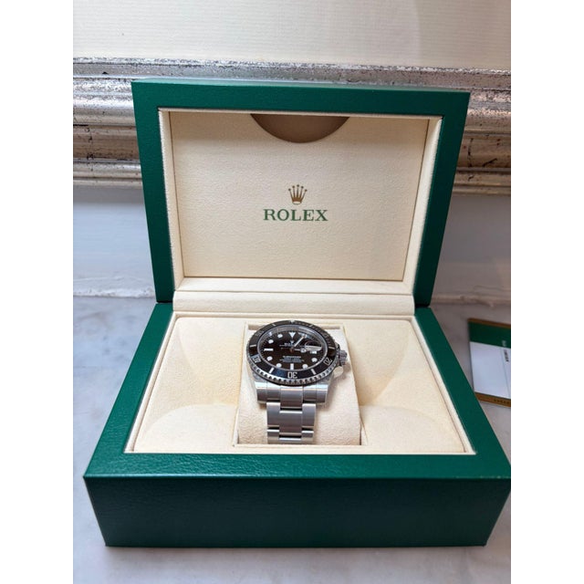 Rolex Oyster Perpetual Submariner Date 2018 For Sale - Image 6 of 14