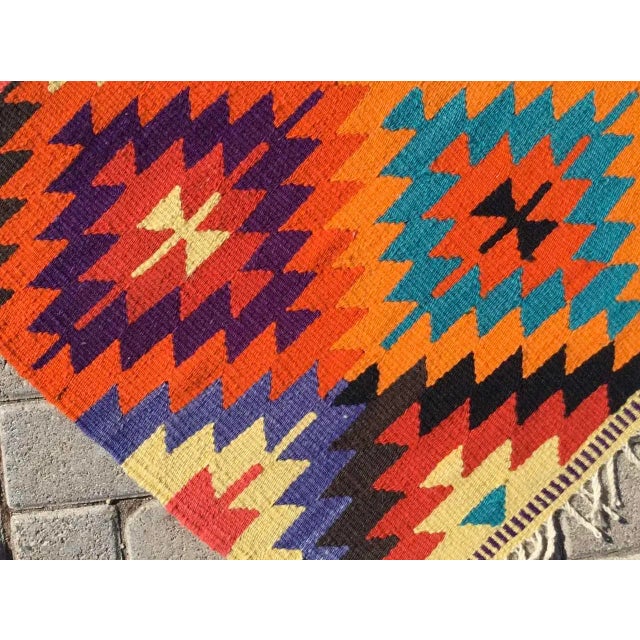 1960s Vintage Turkish Kilim Rug - 35" X 49" For Sale - Image 4 of 10