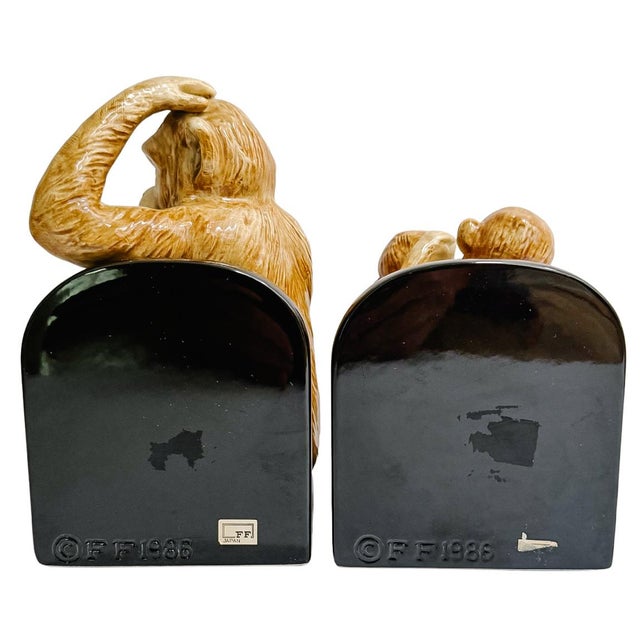 1980s 1986 Vintage Fitz and Floyd Ceramic Monkey Bookends - A Pair For Sale - Image 5 of 5