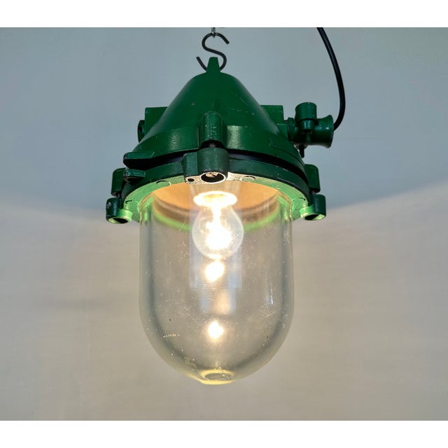 Industrial Green Explosion Proof Lamp in Cast Aluminium from Elektrosvit, 1970s For Sale - Image 17 of 18