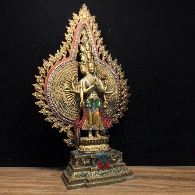 Chinese Vintage Gilt Bronze Thousand-Hand Guanyin Figure – Painted Buddhist Statue For Sale - Image 3 of 9